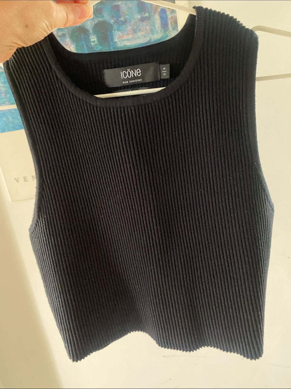 Form fitting Cropped tank top